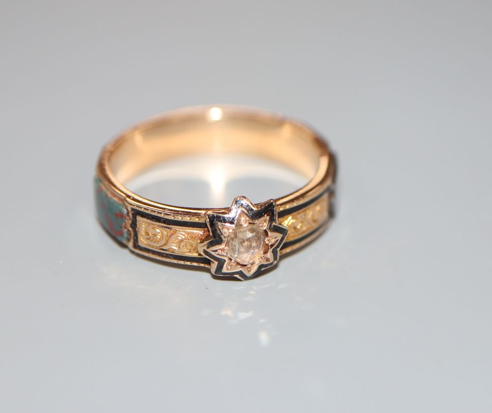 A Victorian 15ct gold ring.